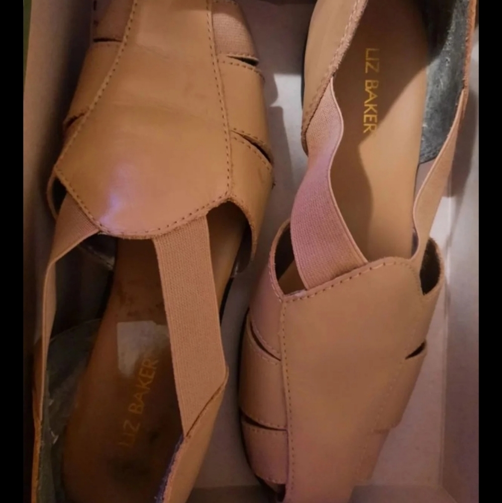 Womens shoes